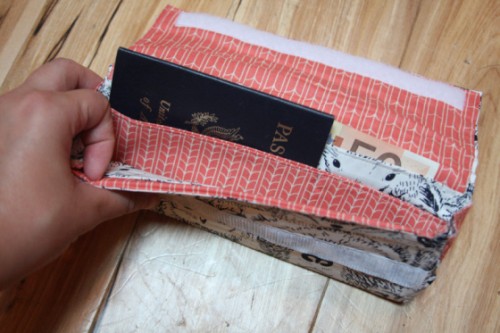travel wallet (via stonecreekblog)