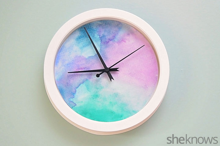 Picture Of trendy and quick diy watercolor clock  1