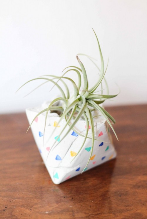 patterned geometric cement planter (via thecraftedlife)