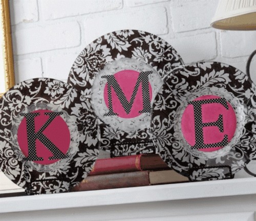 Two Cool Tableware DIY Crafts For Valentine’s Day