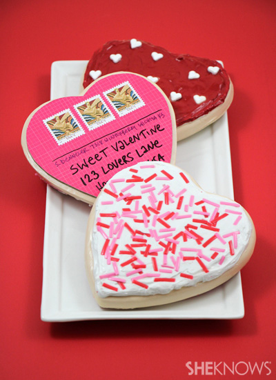 sugar cookie Valentine (via sheknows)