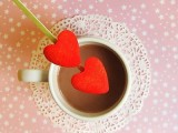 DIY marshmallow red hearts