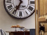 Vintage Clocks In Interior Decorating