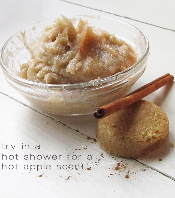 hot apple pie body scrub (via paisleyboulevard)